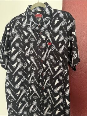 DIXXON Black Short-Sleeve Button-Up Shirt “The Darkest”